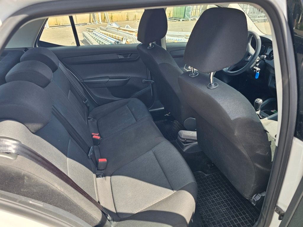 Fahrzeugabbildung SKODA Fabia 1.0l MPI 44kW