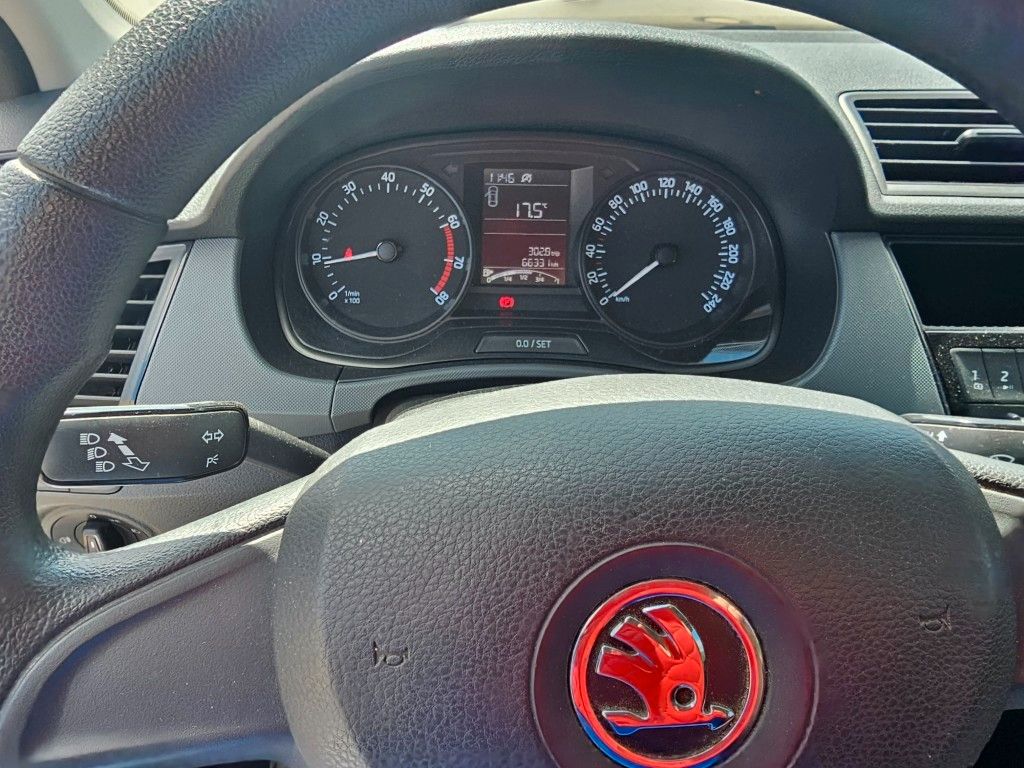 Fahrzeugabbildung SKODA Fabia 1.0l MPI 44kW