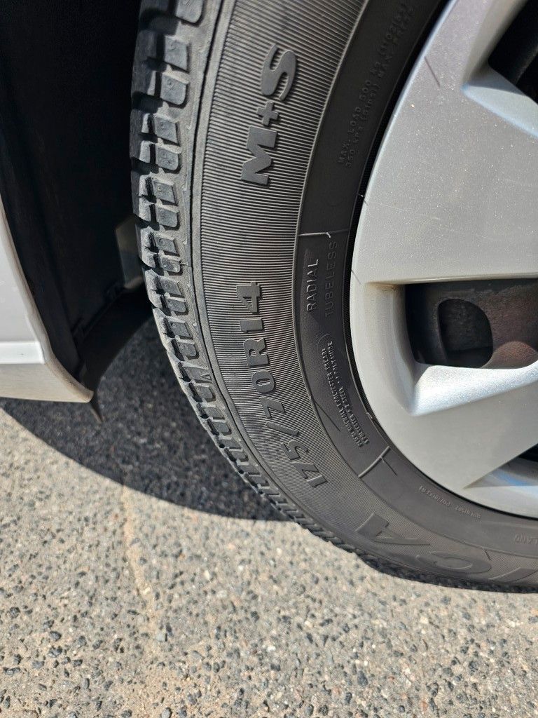 Fahrzeugabbildung SKODA Fabia 1.0l MPI 44kW