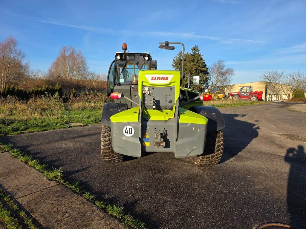 Fahrzeugabbildung Andere Claas 960 Scorpion VP mit Schaufel + Pal.Gabel