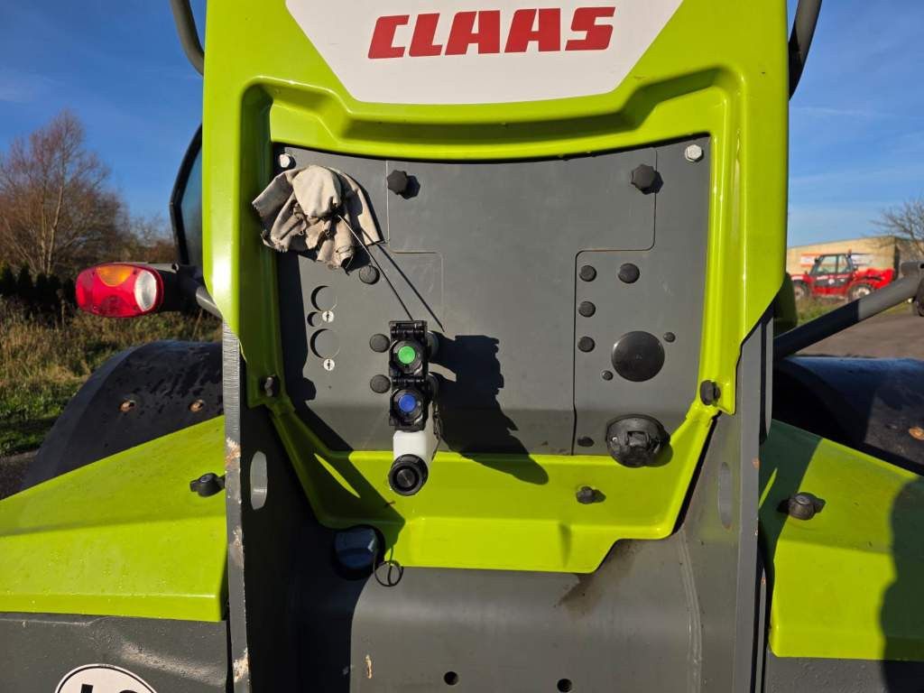 Fahrzeugabbildung Andere Claas 960 Scorpion VP mit Schaufel + Pal.Gabel