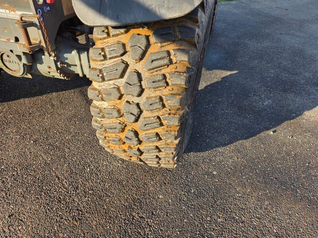 Fahrzeugabbildung Andere Claas 960 Scorpion VP mit Schaufel + Pal.Gabel