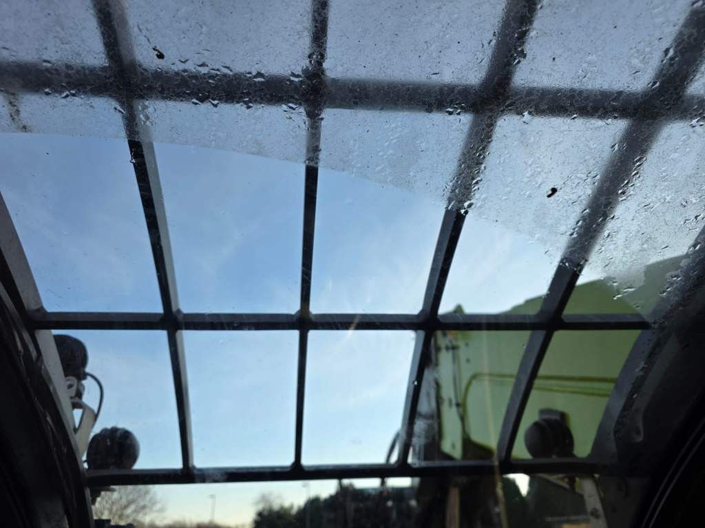 Fahrzeugabbildung Andere Claas 960 Scorpion VP mit Schaufel + Pal.Gabel