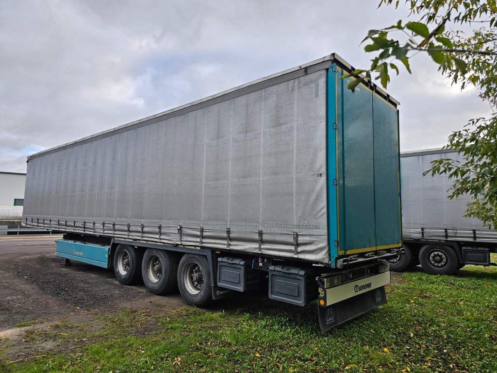 Fahrzeugabbildung Krone Gardine Standard, Plaettenkasten, Liftachse