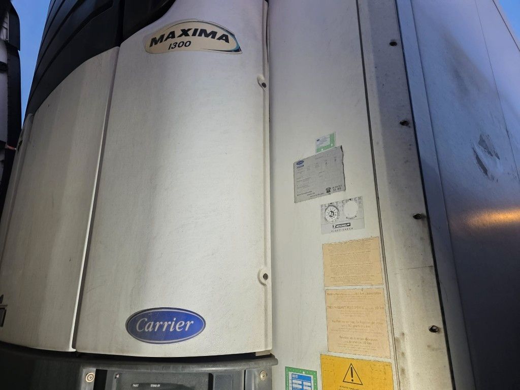 Fahrzeugabbildung Schmitz Cargobull City Tiefkühler, 2. Achs drehbar, 3 to Ladebordw