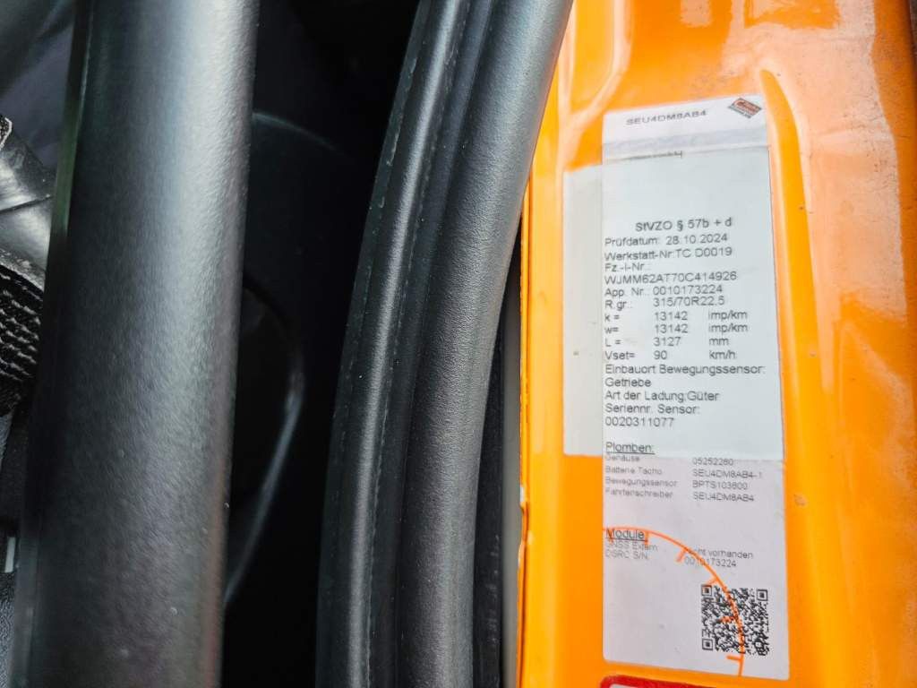 Fahrzeugabbildung Iveco 460, Hi-Line.Retrader,voll durchrepariert