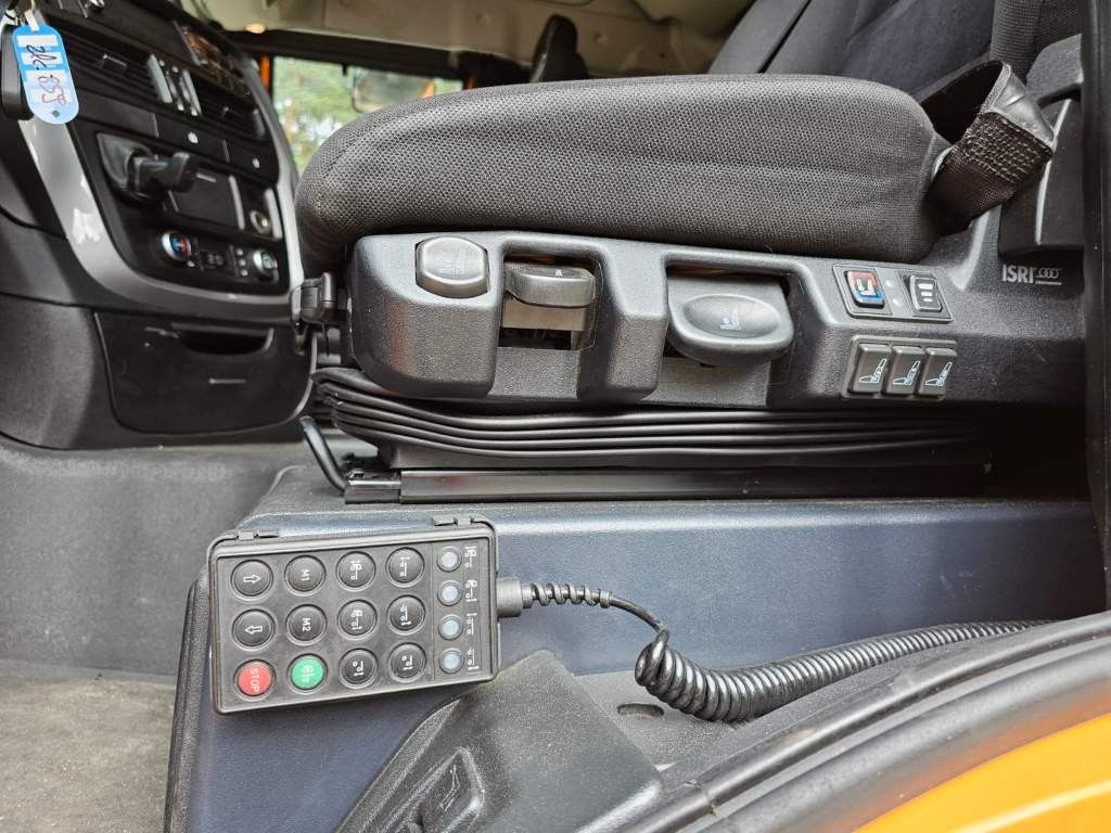 Fahrzeugabbildung Iveco 460, Hi-Line.Retrader,voll durchrepariert