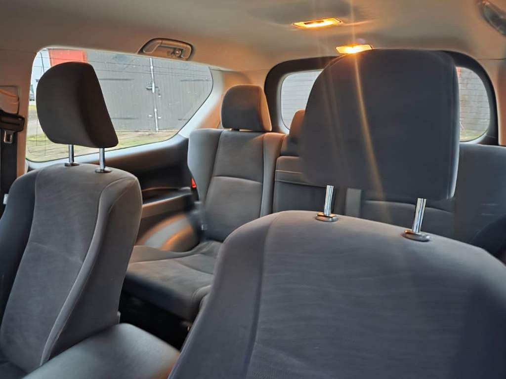 Fahrzeugabbildung Toyota Land Cruiser 3.0 D-4D, Klima, AHK, Mwst. ausweis