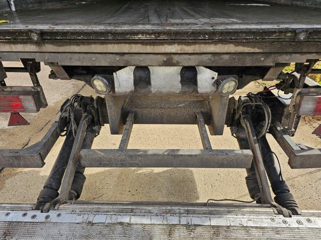 Fahrzeugabbildung Schmitz Cargobull Tiefkühler City, 2. Achse drehbar, Carrier 1550