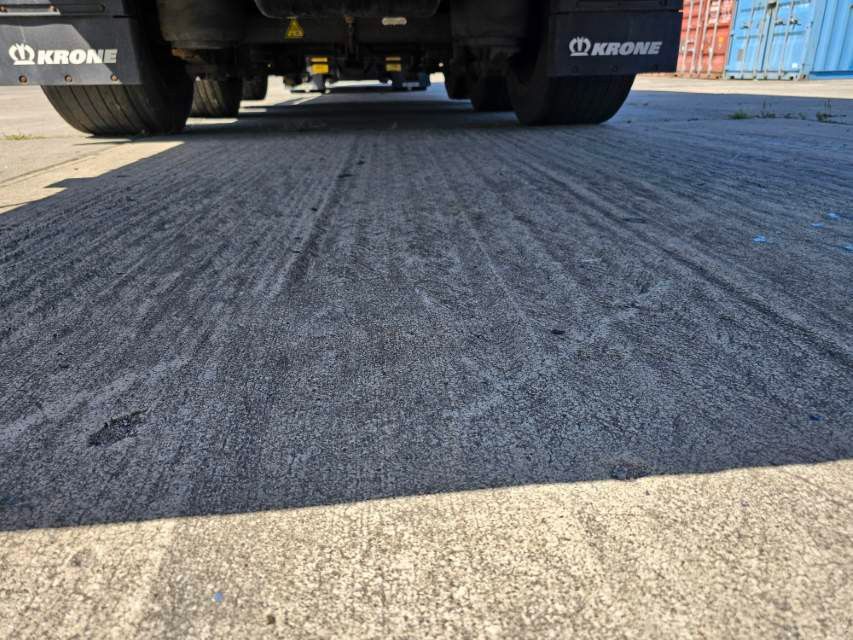 Fahrzeugabbildung Krone Gardine Mega, Anti Eis Dach,2 Liftachse,Hubdach