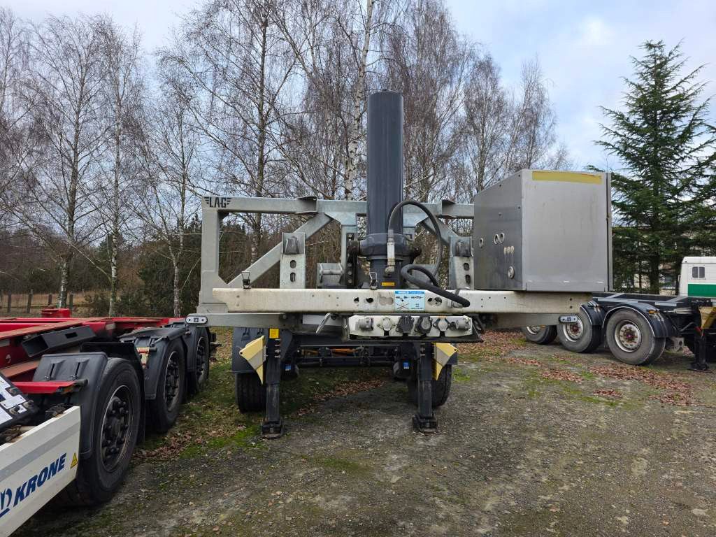 Fahrzeugabbildung Lag Kipp-Chassis 20", Liftachse,Staukiste Edelstahl