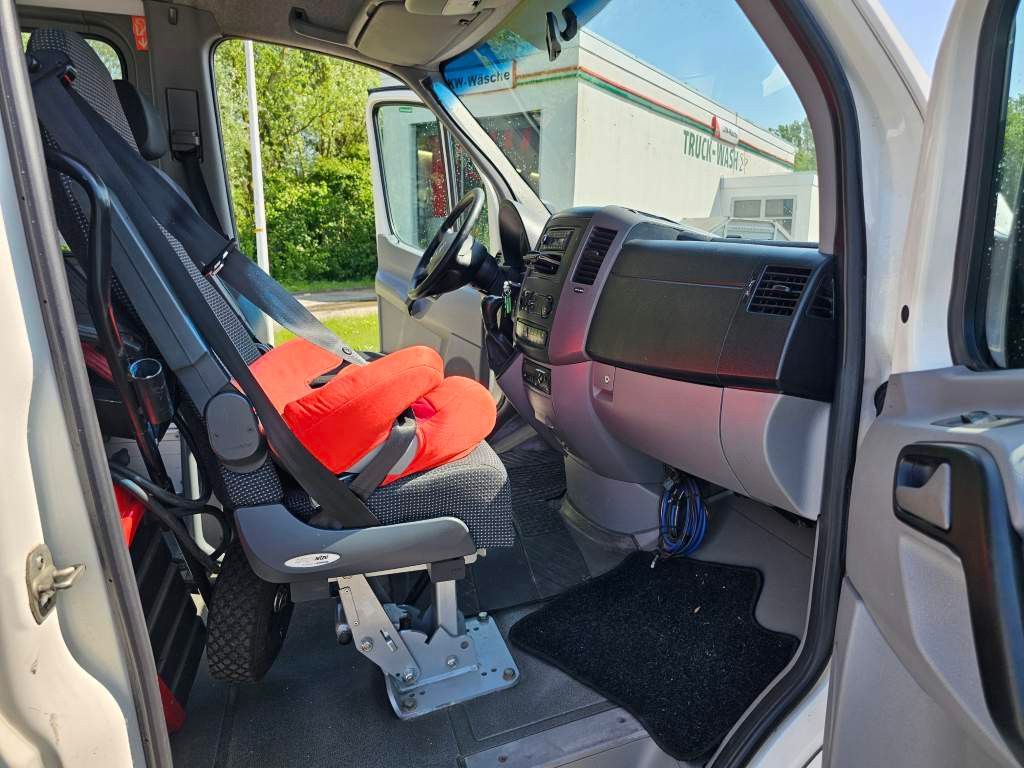 Fahrzeugabbildung Mercedes-Benz Transfer 45, Sprinter 516 CDI, hydr. Tür, 16+1