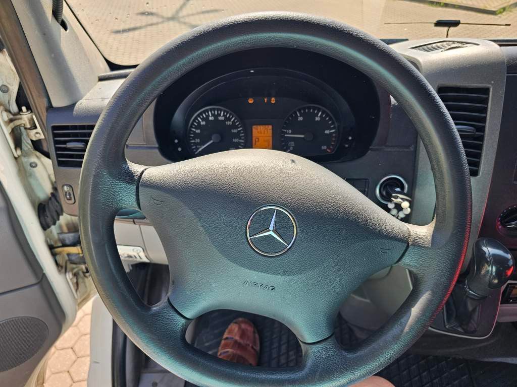 Fahrzeugabbildung Mercedes-Benz Transfer 45, Sprinter 516 CDI, hydr. Tür, 16+1