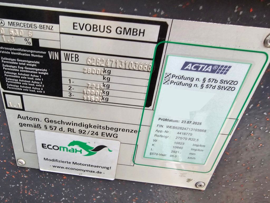 Fahrzeugabbildung Mercedes-Benz O 530 G, Gelenkbus, 3 Achser, Retarder