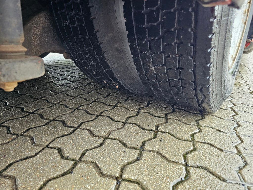 Fahrzeugabbildung Mercedes-Benz O 530 G, Gelenkbus, 3 Achser, Retarder