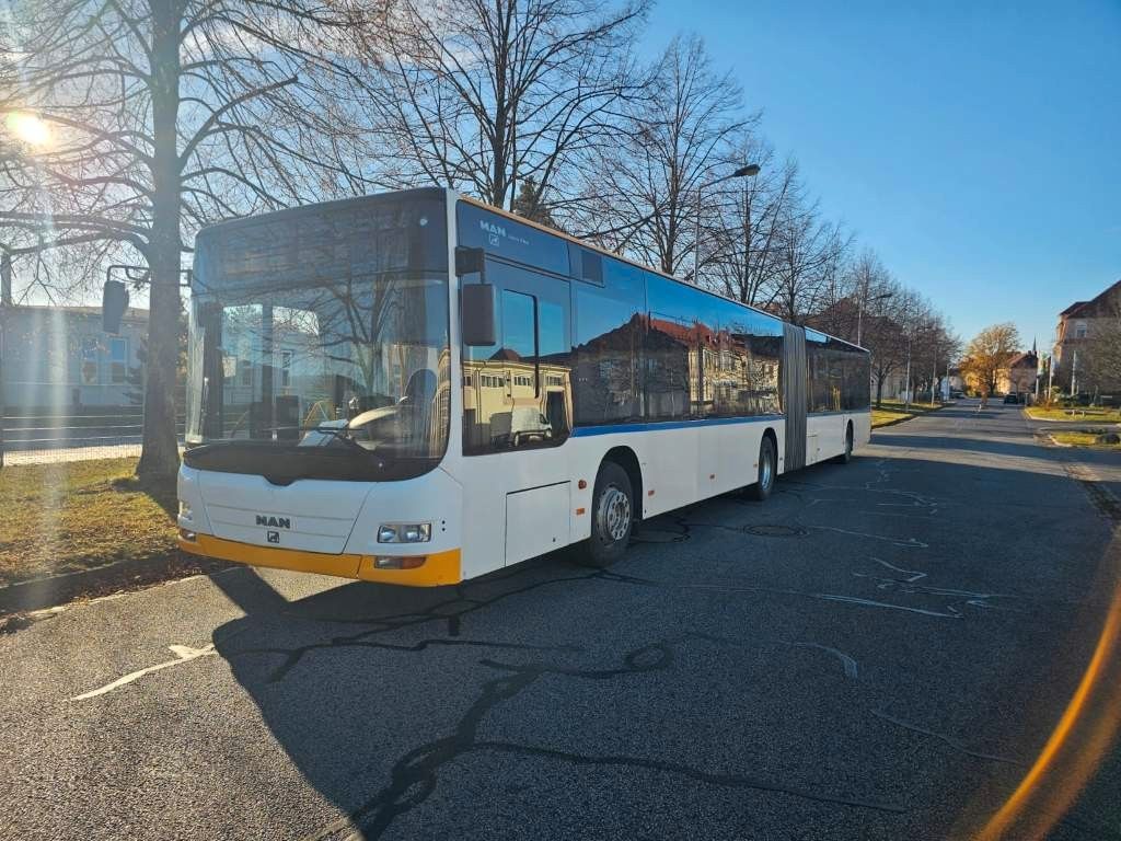 Fahrzeugabbildung MAN Lions City Gelenkbus, Retarder, TÜV 08/2026