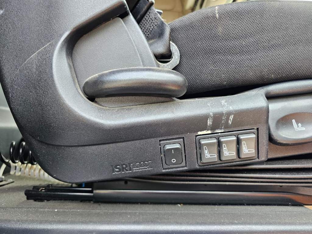 Fahrzeugabbildung Iveco 460,Retrader,Standklima, voll durchrep., CNG