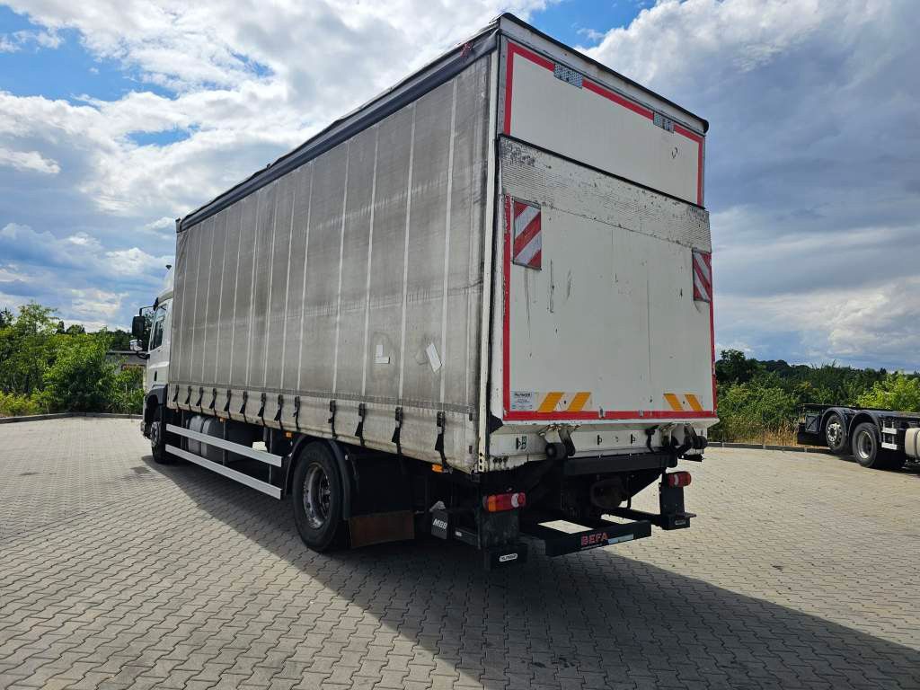 Fahrzeugabbildung DAF DAF CF 310 Space Cab, Gardine, Ladebordwand 1,5
