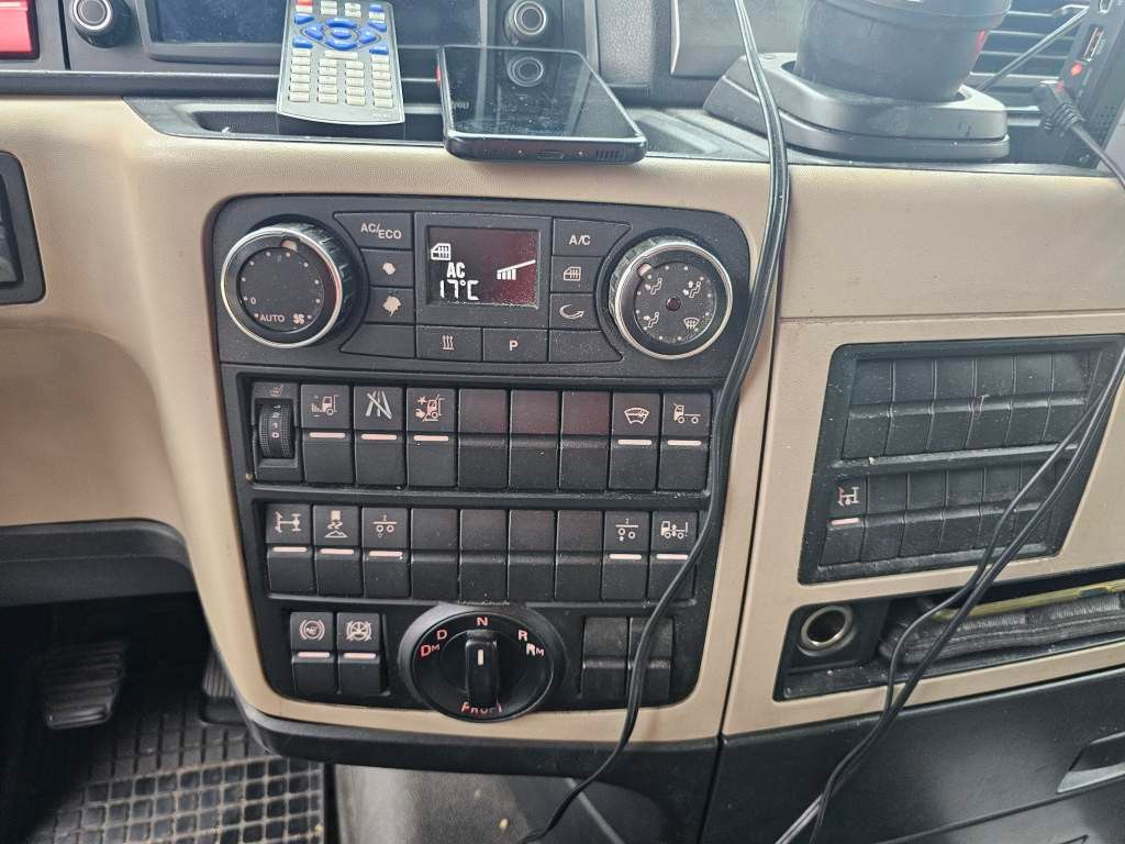 Fahrzeugabbildung MAN 18.460 TGX Standard, Euro 6, Standklima