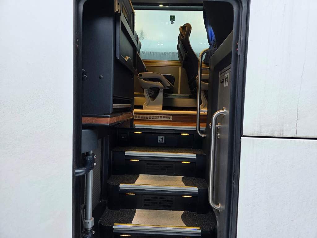 Fahrzeugabbildung Neoplan Cityliner L 63+2+1,neues AT Getriebe,ZF Intarder