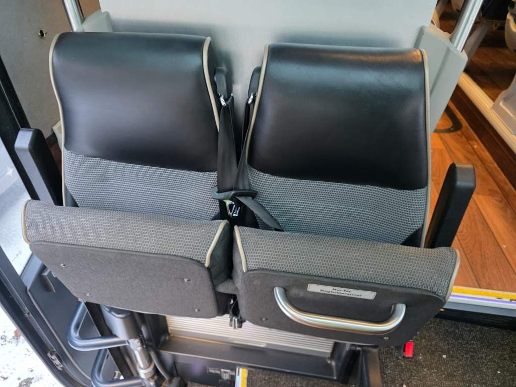 Fahrzeugabbildung Neoplan Cityliner L 63+2+1,neues AT Getriebe,ZF Intarder