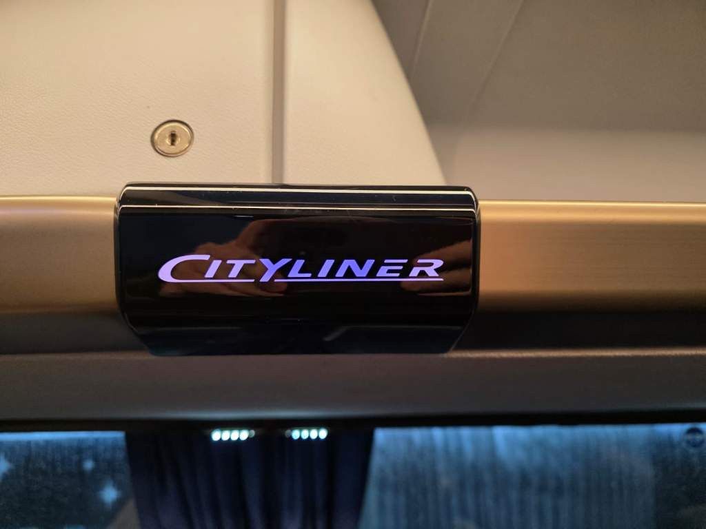 Fahrzeugabbildung Neoplan Cityliner L 63+2+1,neues AT Getriebe,ZF Intarder