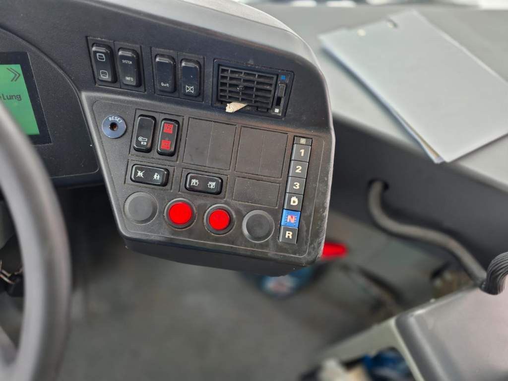 Fahrzeugabbildung Mercedes-Benz O530 NF,Linie, Klima, Standheizung, 31+57+1, EEV