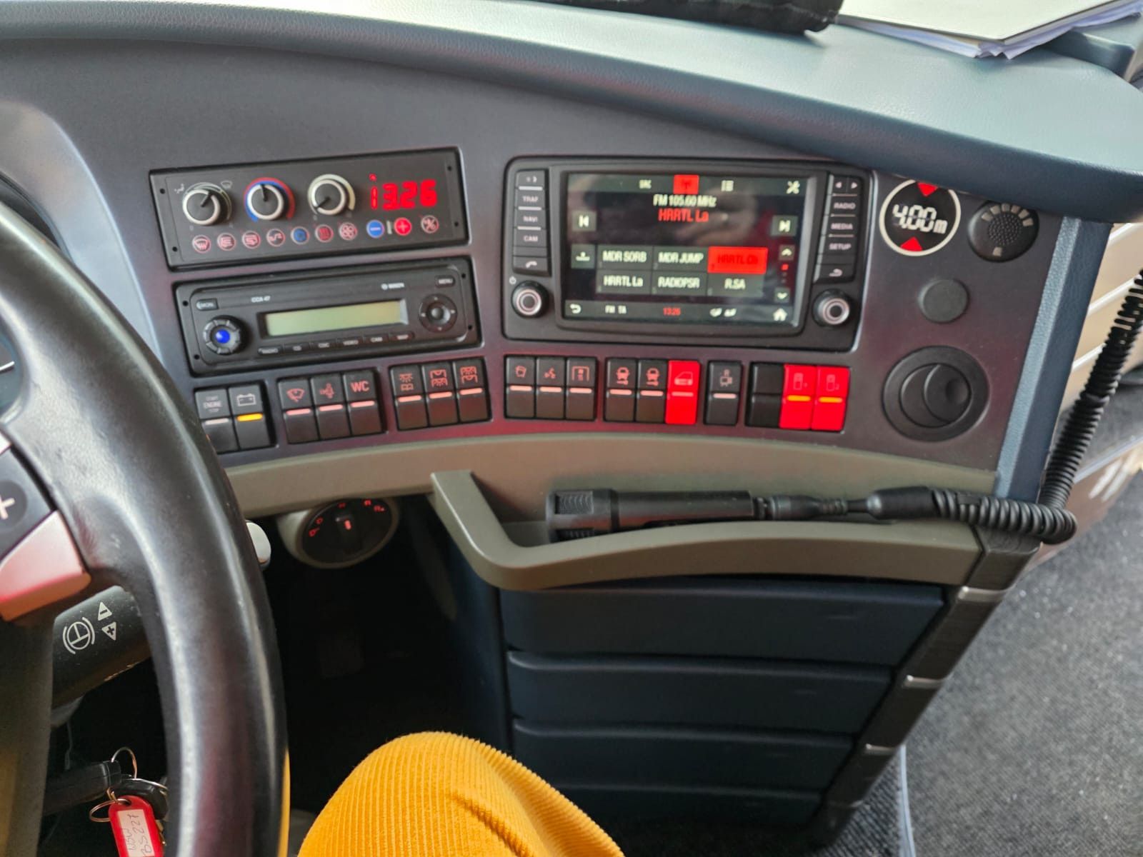 Fahrzeugabbildung Neoplan Skyliner 3 Sterne,ZF Intarder, 6+1+1,Dopplestock