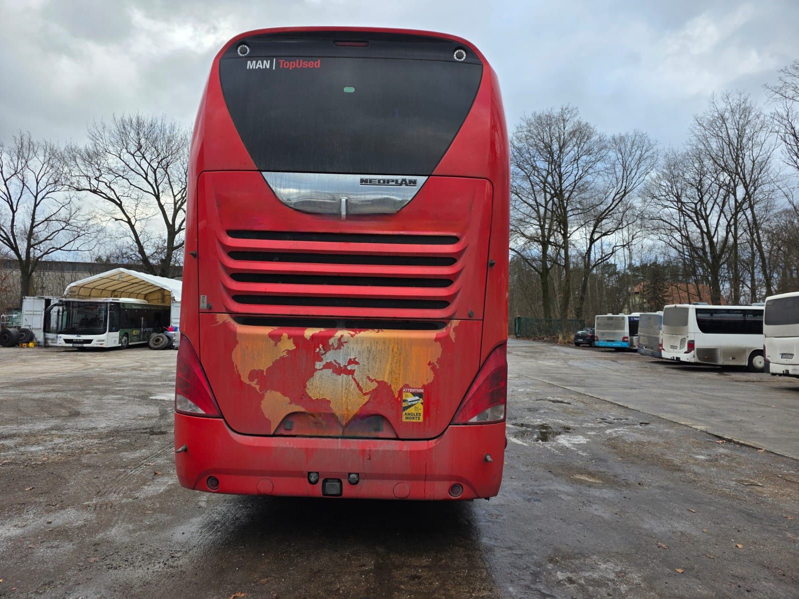 Fahrzeugabbildung Neoplan Skyliner 3 Sterne,ZF Intarder, 6+1+1,Dopplestock
