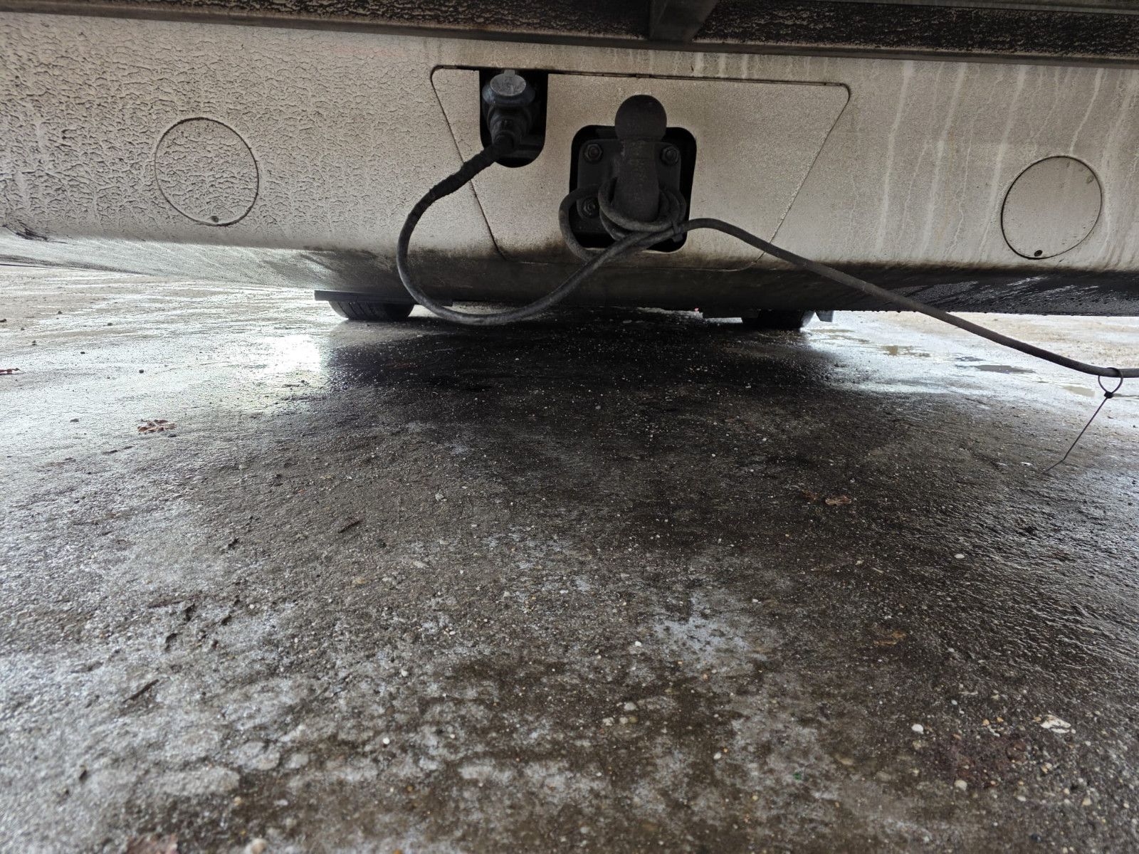 Fahrzeugabbildung Neoplan Skyliner,81+1+1,Hochdruckkühler neu  ZF Intarder