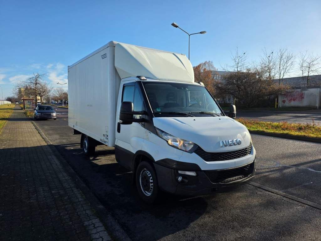 Fahrzeugabbildung Iveco 35S15/ 35-150 Koffer, Klima, manuelle Schaltung