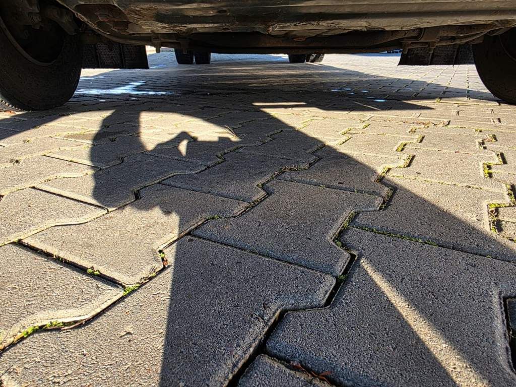 Fahrzeugabbildung Iveco 80-220 Eurocargo, Gardine, Ladebordwand, 1.Hand