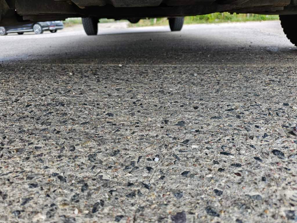 Fahrzeugabbildung Iveco 35S16 A8 V L, mittellang & hoch, kleiner Schaden