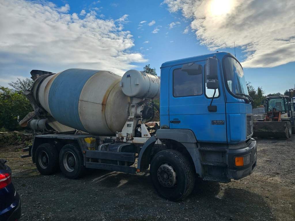 Fahrzeugabbildung MAN 26.293 6x4 Betonmi. 8 cbm Intermix Trommel v2001