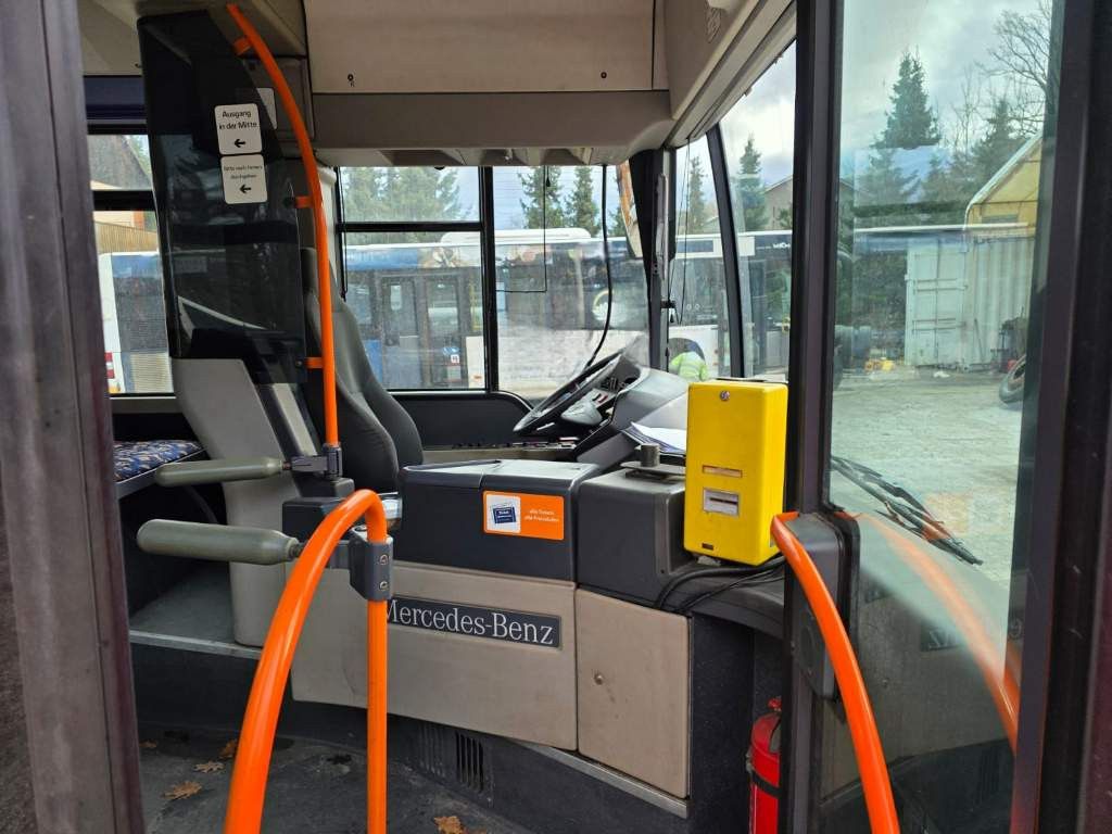 Fahrzeugabbildung Mercedes-Benz Citaro O530 Gelenkbus, 53+109+1, LAWO