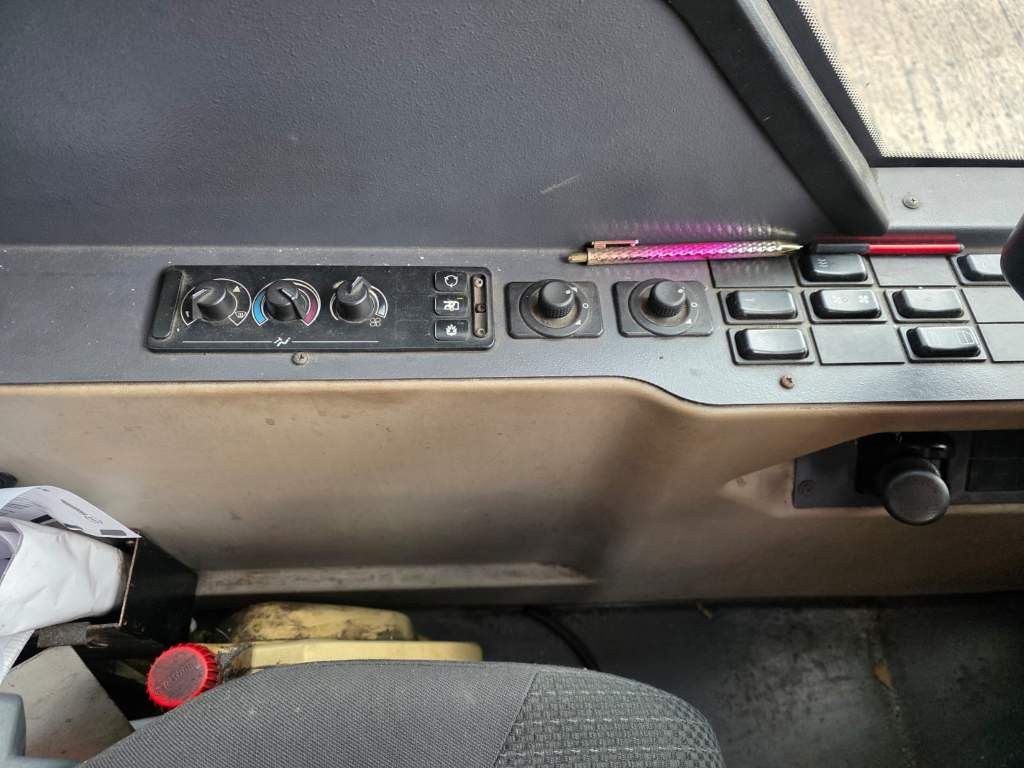 Fahrzeugabbildung Mercedes-Benz Citaro O530 Gelenkbus, 53+109+1, LAWO