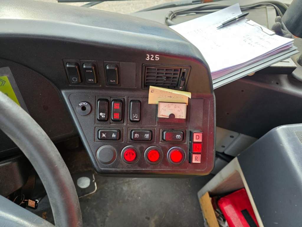 Fahrzeugabbildung Mercedes-Benz Citaro O530 Gelenkbus, 53+109+1, LAWO