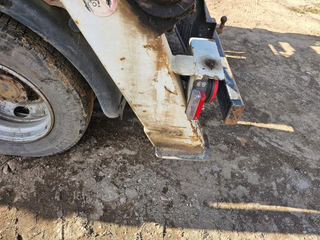 Fahrzeugabbildung FUSO 7C15 Palfinger Absetzer