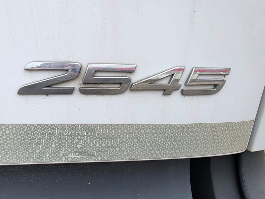 Fahrzeugabbildung Mercedes-Benz 2545 BDF, Multiwechsler,neue Injektoren+ Ölpumpe