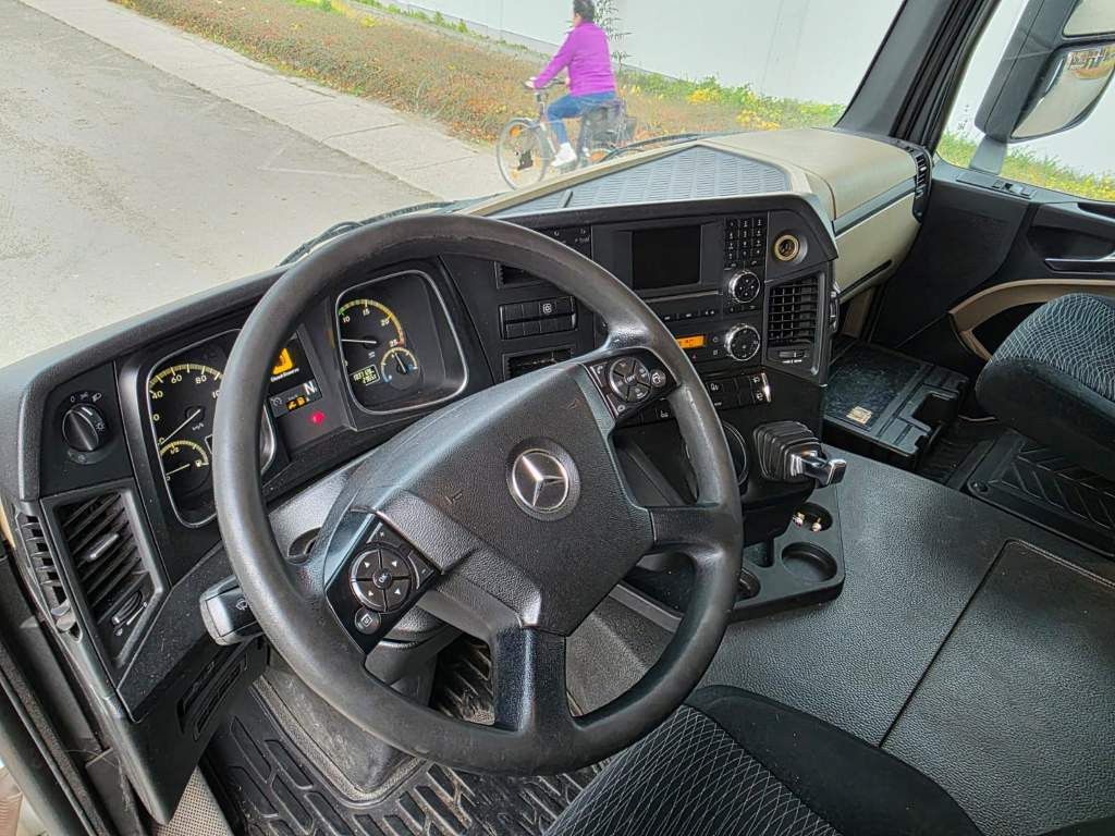 Fahrzeugabbildung Mercedes-Benz 2545 BDF, Multiwechsler,neue Injektoren+ Ölpumpe