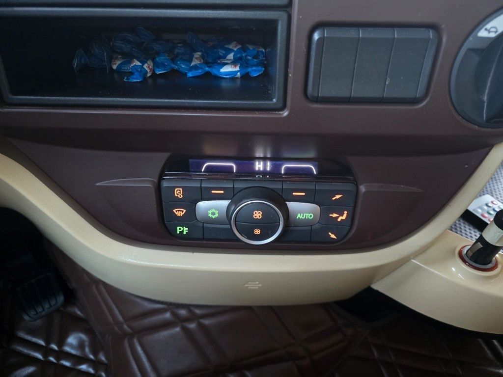 Fahrzeugabbildung DAF XF 530 SSC LL ZF Intarder, Leder, Standklima