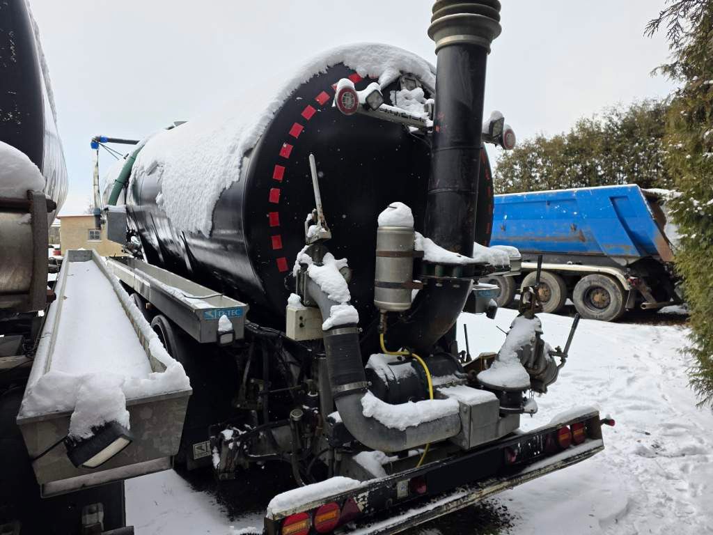 Fahrzeugabbildung D-TEC Vlastuin / DETC Gülle, Börger Pumpe