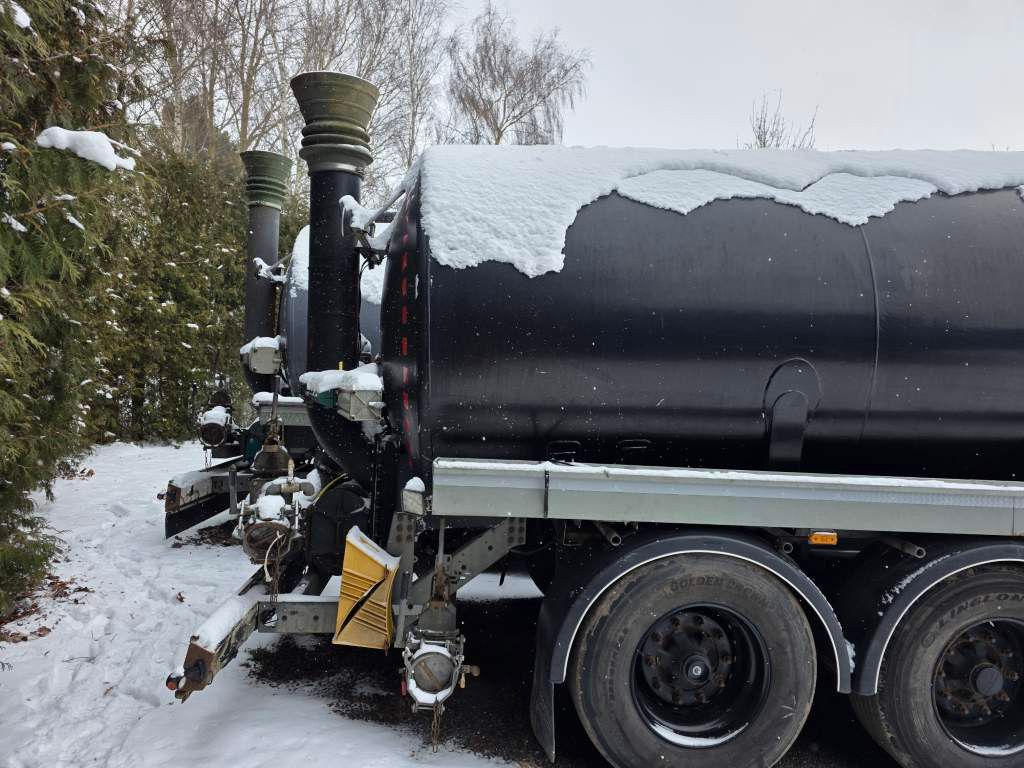 Fahrzeugabbildung D-TEC Vlastuin / DETC Gülle, Börger Pumpe