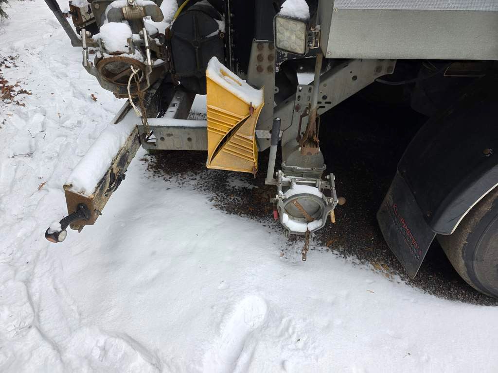 Fahrzeugabbildung D-TEC Vlastuin / DETC Gülle, Börger Pumpe