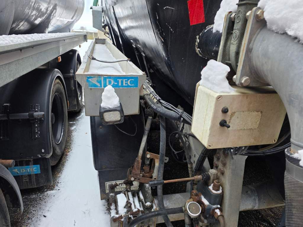 Fahrzeugabbildung D-TEC Vlastuin / DETC Gülle, Börger Pumpe