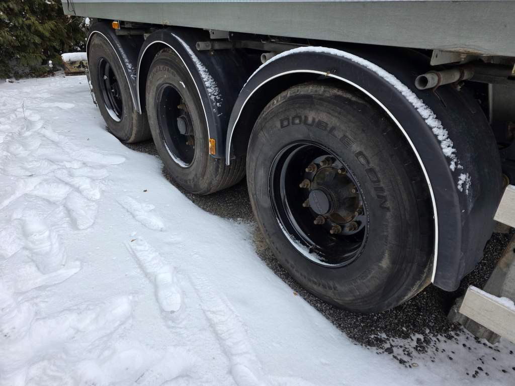 Fahrzeugabbildung D-TEC Vlastuin / DETC Gülle, Börger Pumpe