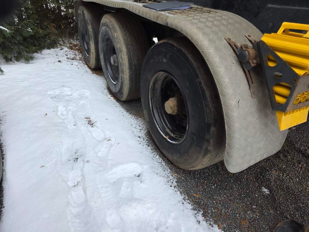 Fahrzeugabbildung Meiller Stahlmulde MHKS 41/3-S, Schütte, Liftachse