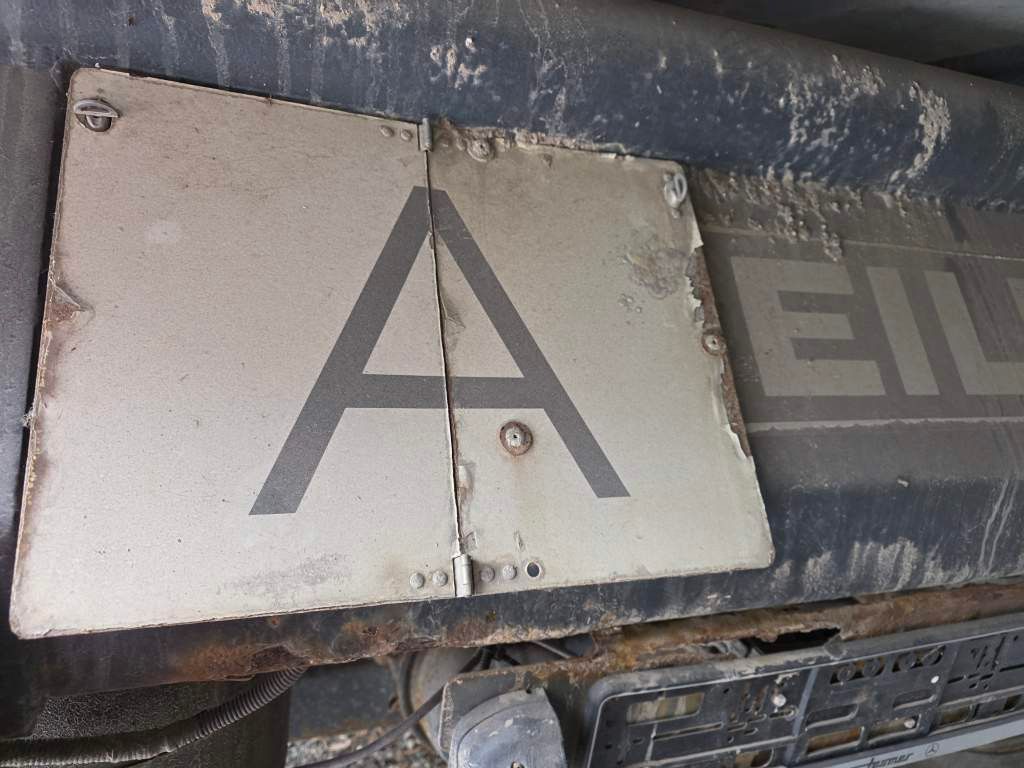 Fahrzeugabbildung Meiller Stahlmulde MHKS 41/3-S, Schütte, Liftachse