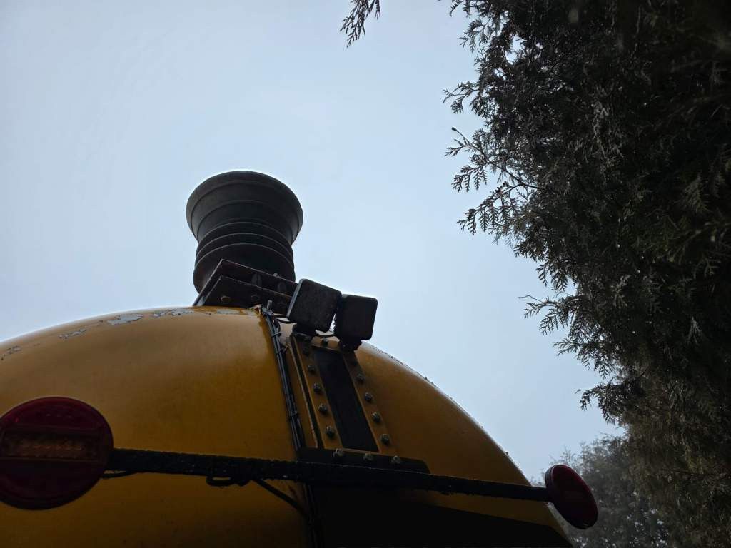 Fahrzeugabbildung D-TEC Vlastuin/ Kesteren Gülleauflieger mit ADR