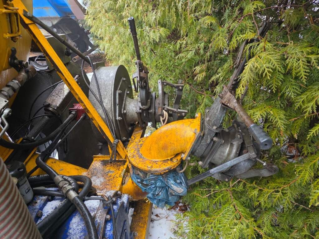 Fahrzeugabbildung D-TEC Vlastuin/ Kesteren Gülleauflieger mit ADR